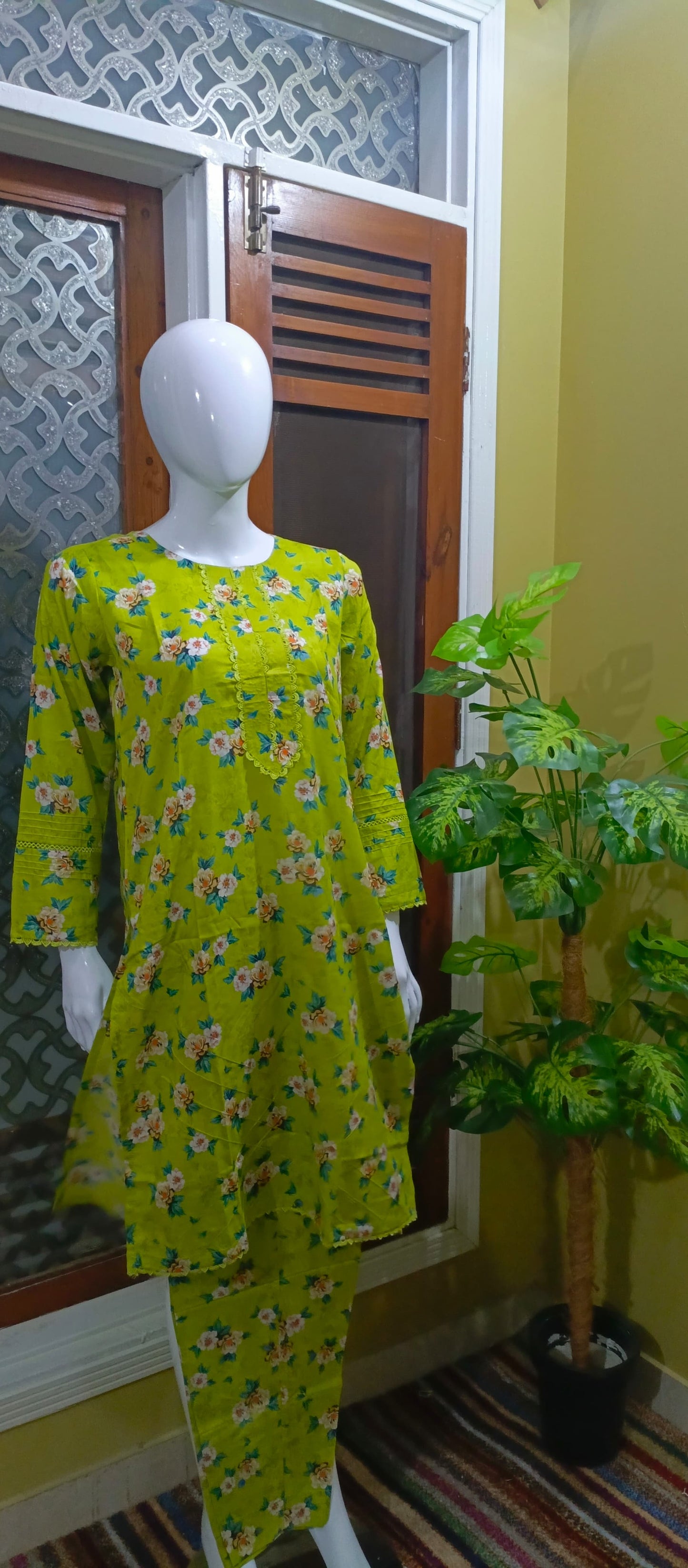 2 Pc Printed Stitched Full Length Suit
