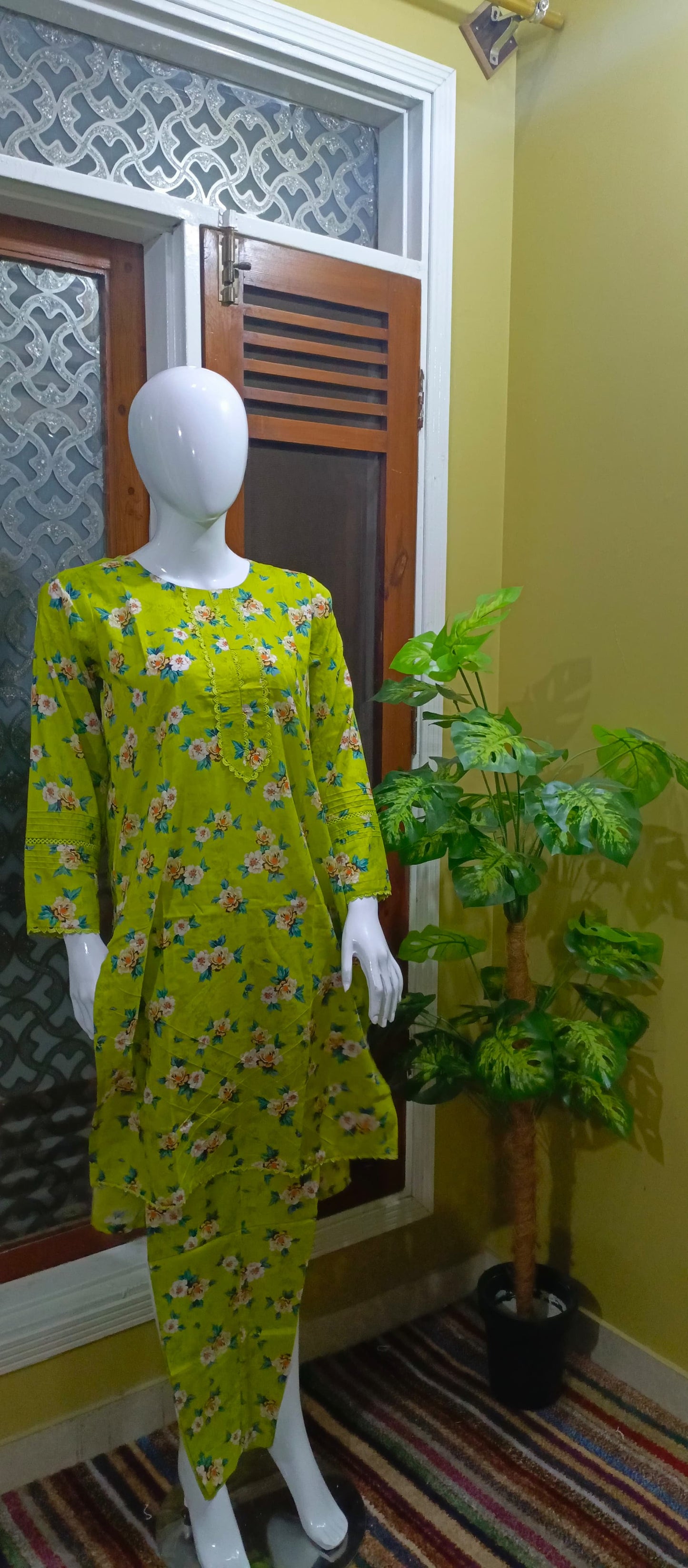 2 Pc Printed Stitched Full Length Suit