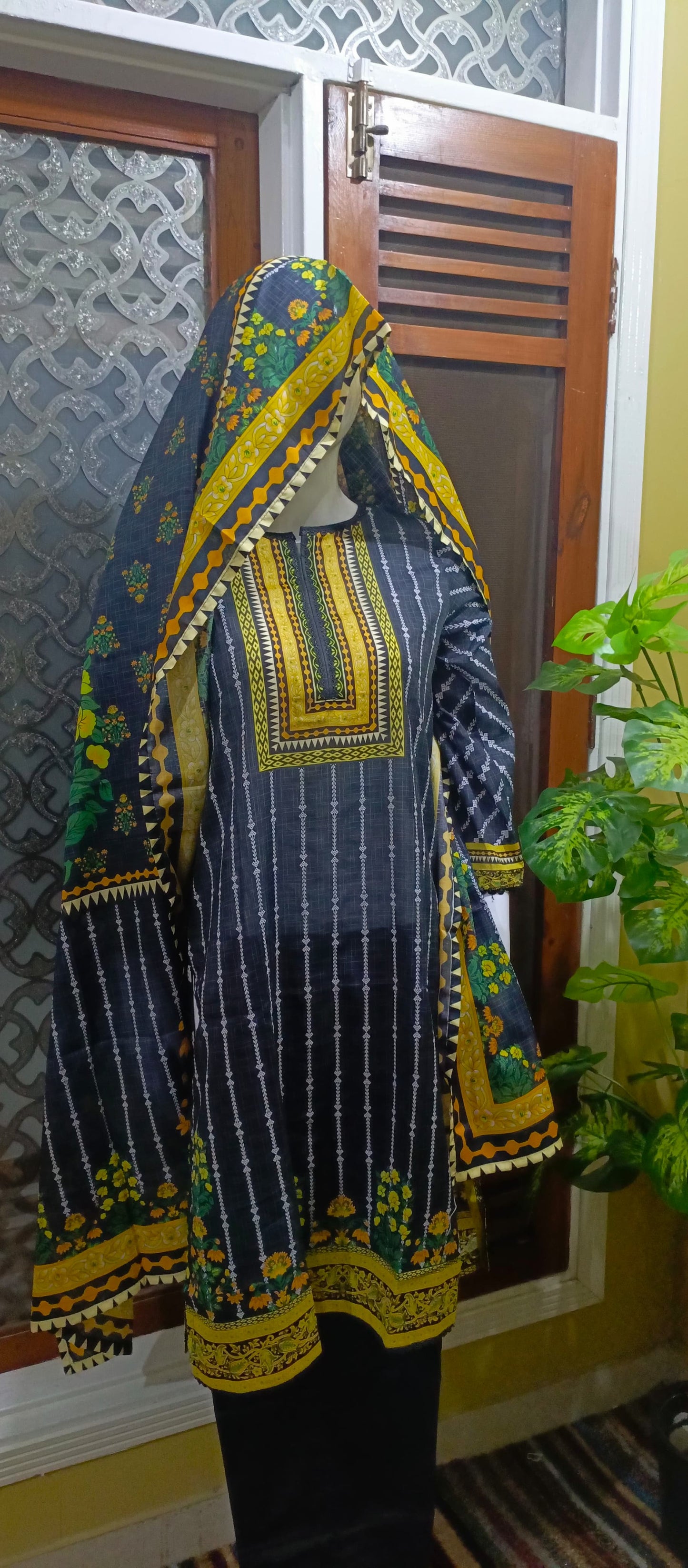 3 Pc Printed Stitched Full Length Suit