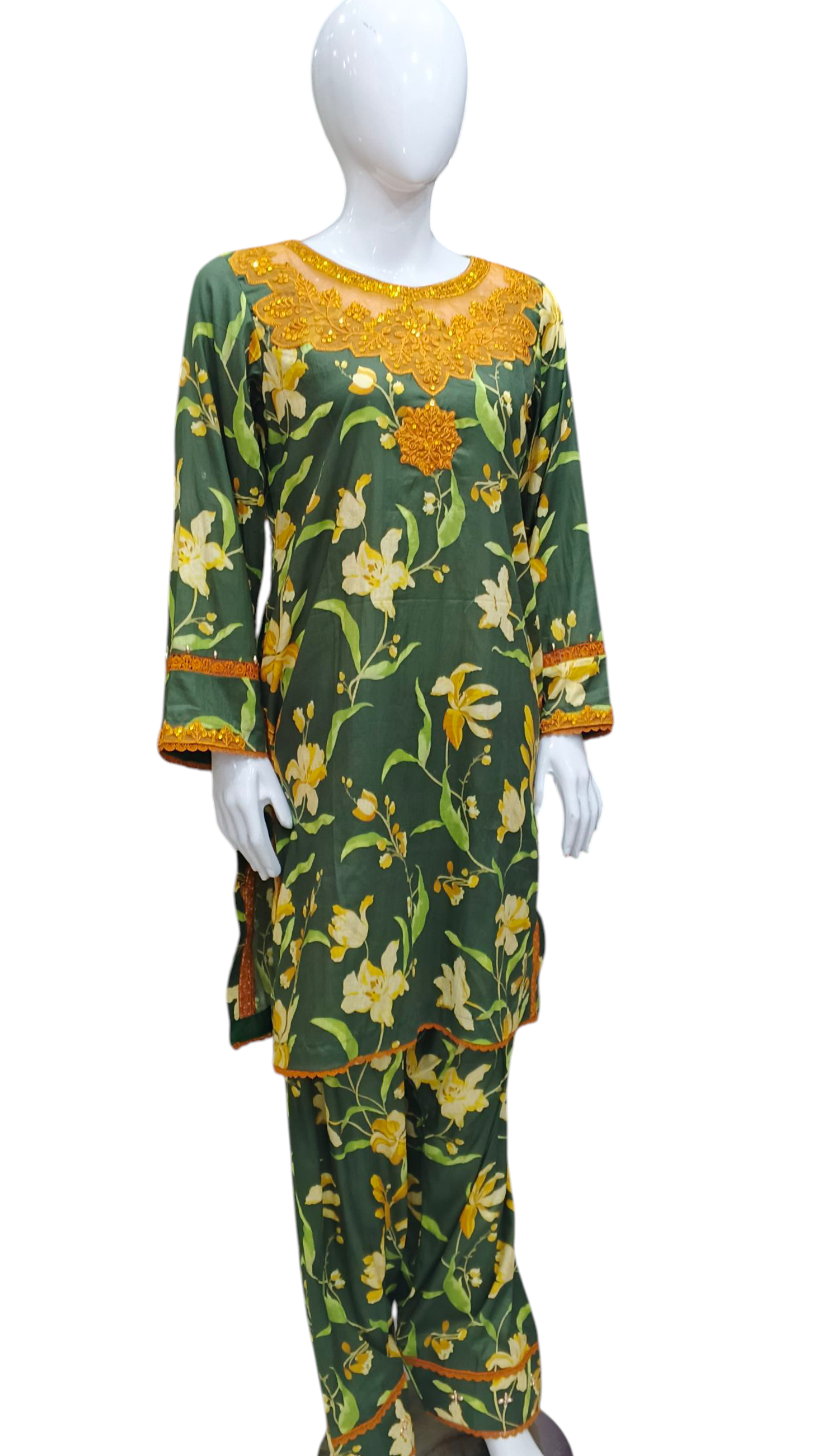 Bareeze Lawn Embroided Neck  With Lacing Chawk Farshi Shalwar 2pc suit